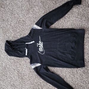 --Nike hoodie long sleeve